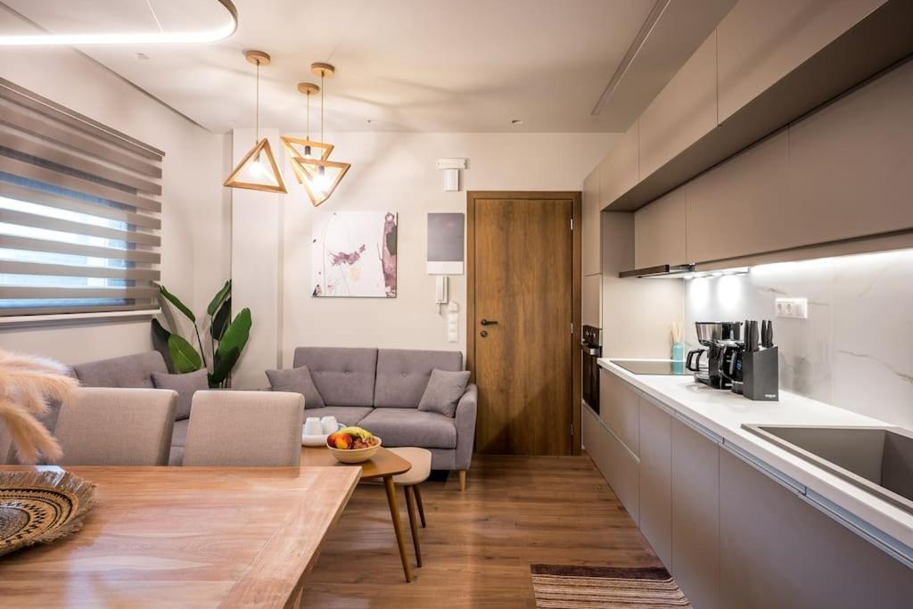 Amalia'S Luxury Apartment 2 Heraklion  Exterior photo