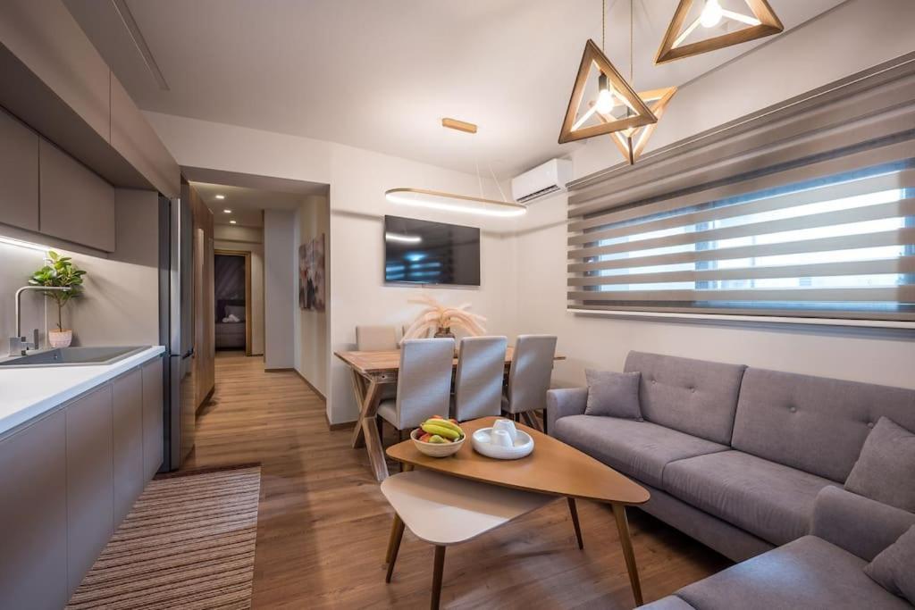 Amalia'S Luxury Apartment 2 Heraklion  Exterior photo